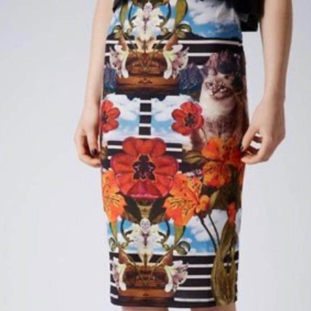 funky stream line skirt !